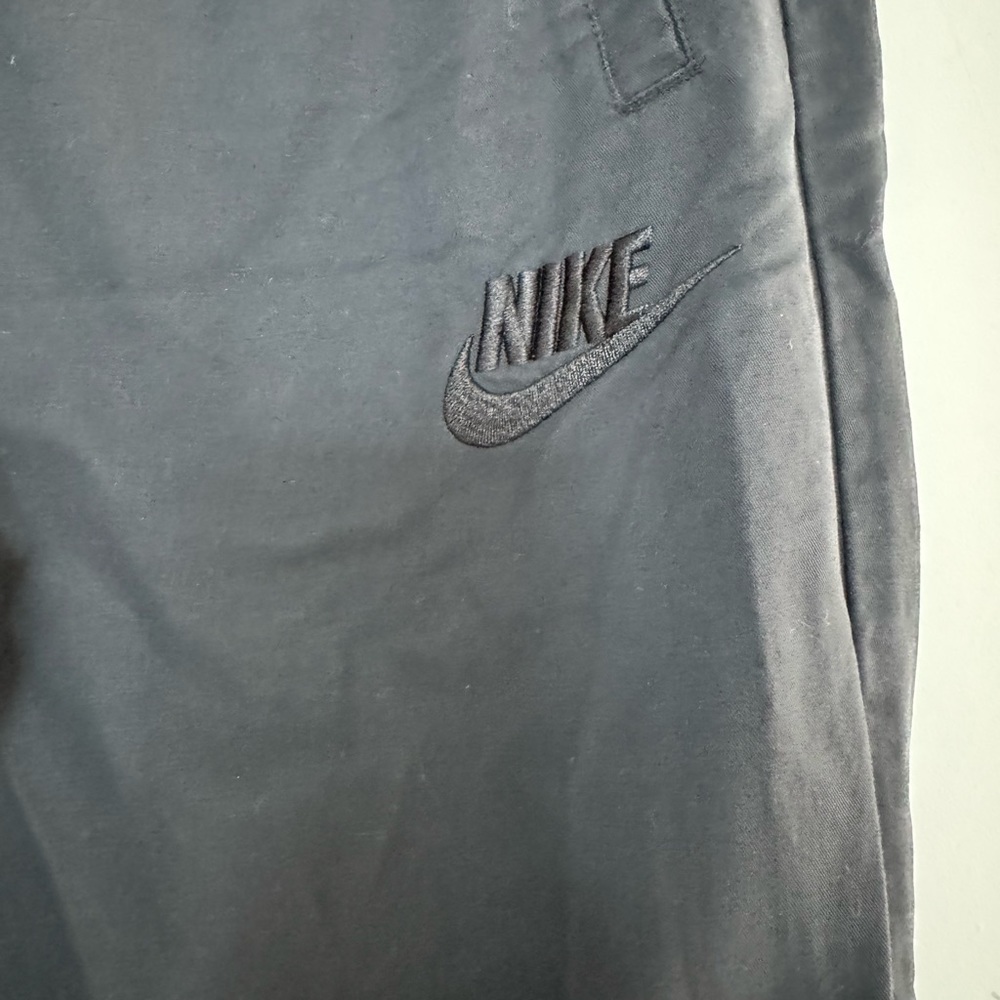 Nike Black Woven Jogger Pants - Picture 5 of 6